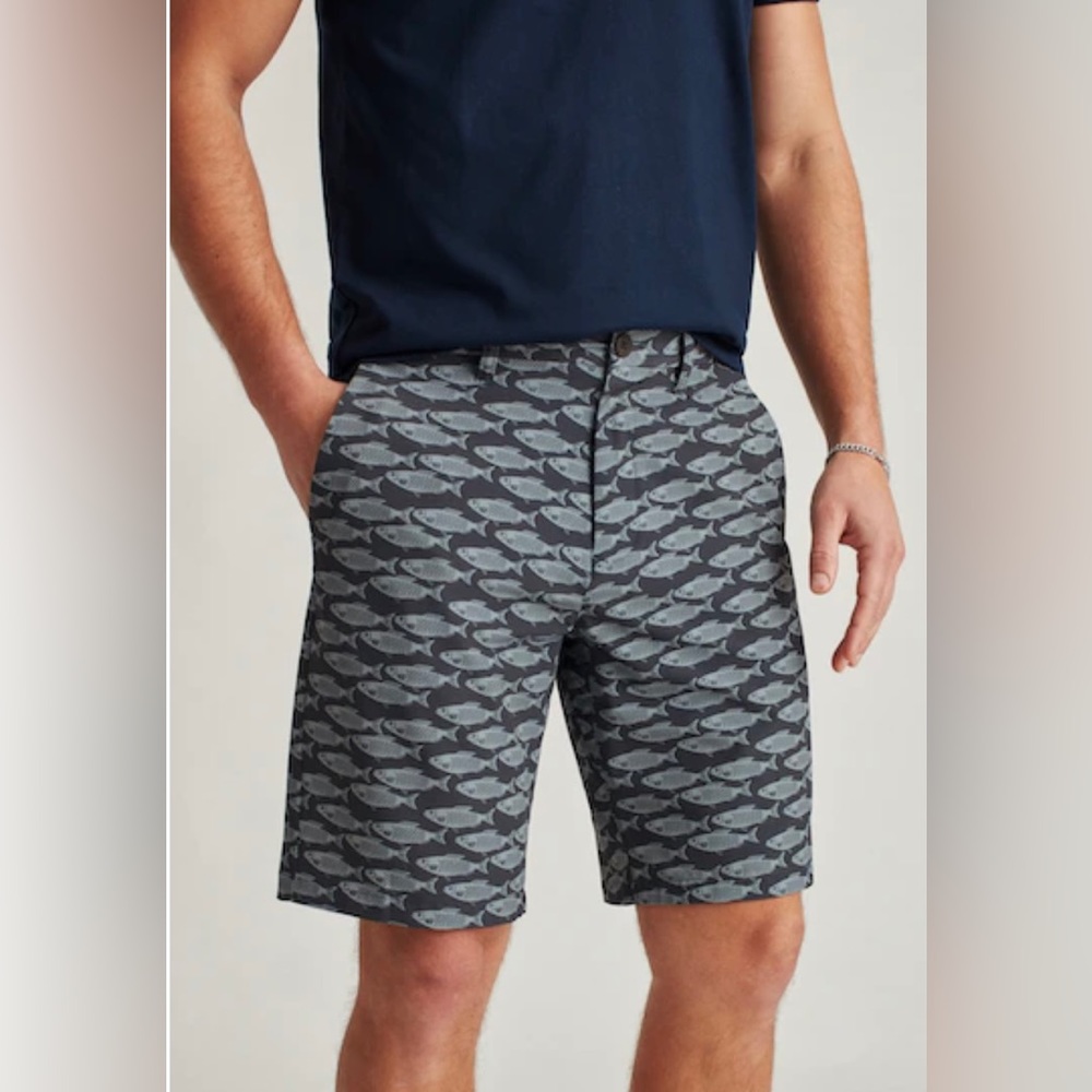 Bonobos Coast to Coaster Gray Fish Fiesta Shorts 33W